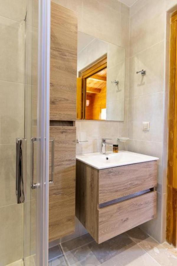 Agrelia Homes Dragano Exterior foto
